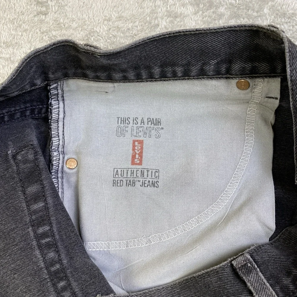 VTG Levis 560 Jeans Men Black 42x32 Loose Fit Tapered USA Made 90s Y2K Grunge